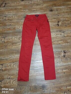 Silver Jean Suki Skinny 24/31 Red Denim Nwotags